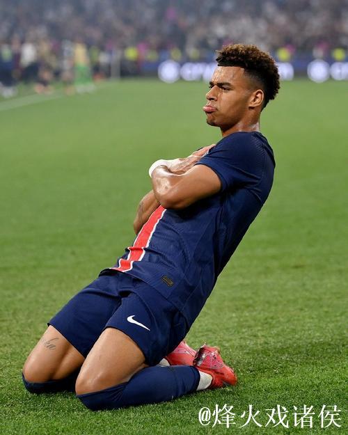 “大巴黎”球星杜埃获得2026欧洲金童奖 “大巴黎”球星杜埃获得2026欧洲金童奖