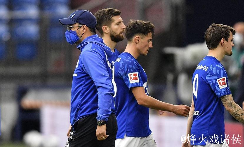 沙尔克04状态低迷 体育总监发声支持主帅 沙尔克04状态低迷 体育总监发声支持主帅